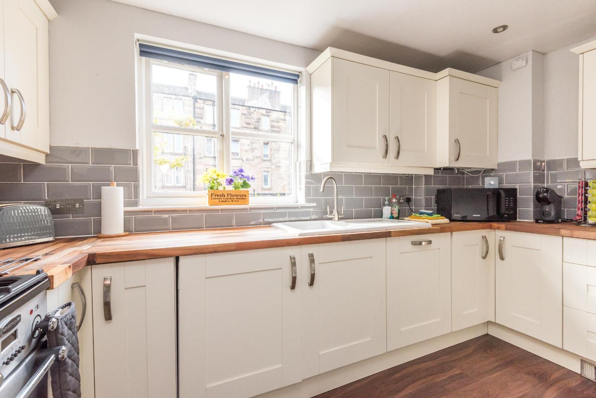 Roseburn Apartment, Edinburgh - 2 Bedrooms, Free Parking 外观 照片