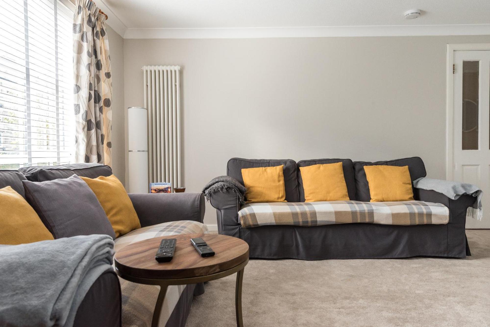 Roseburn Apartment, Edinburgh - 2 Bedrooms, Free Parking 外观 照片